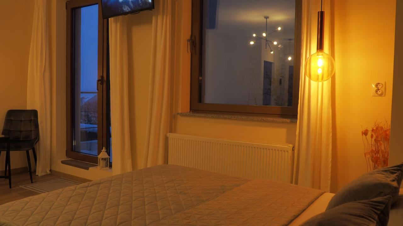 Seasons Sunrise Studio - Nature & View Braşov Extérieur photo